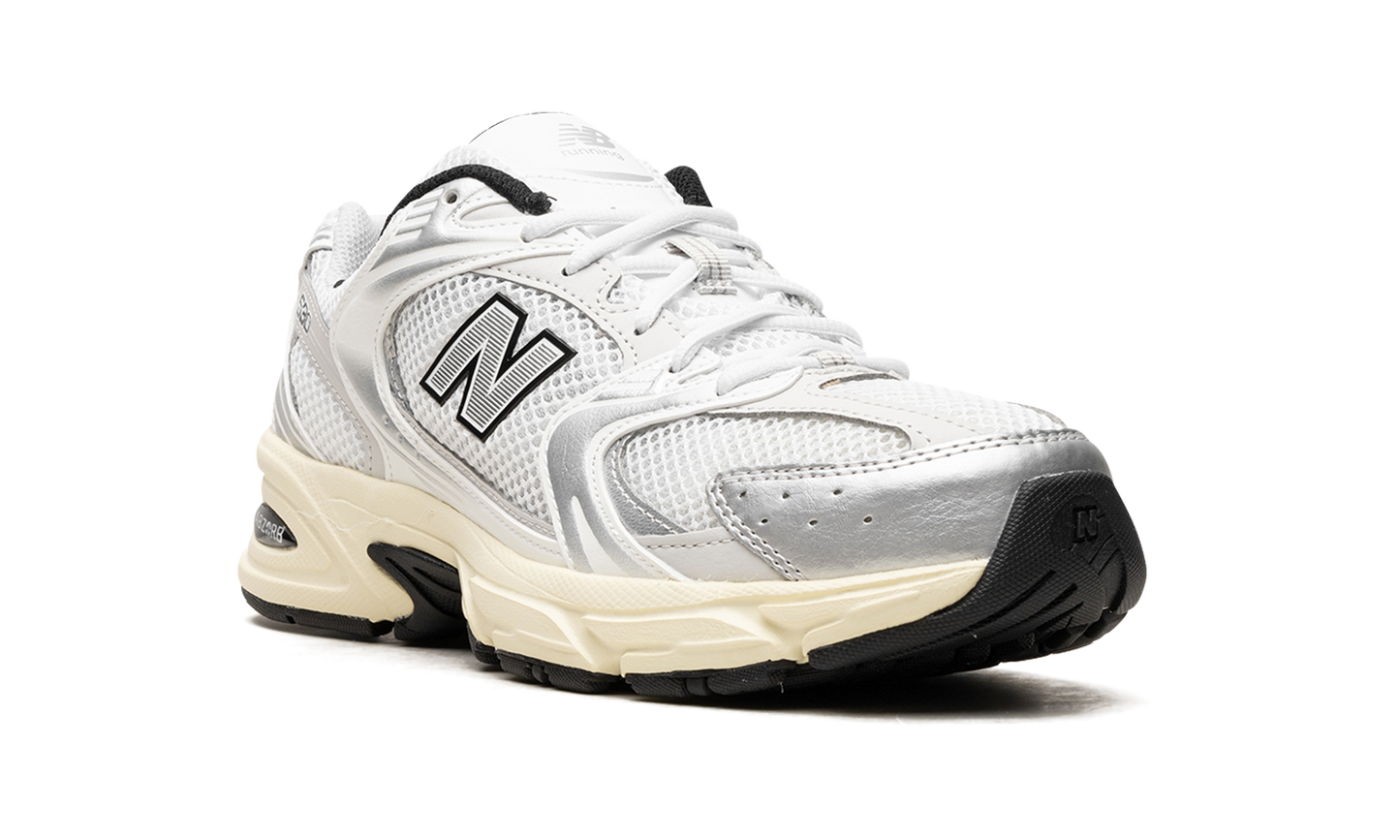 530 "White / Silver" MR530TA