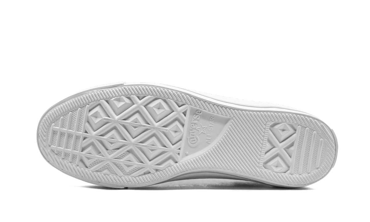 CHUCK 70 OX WMNS "Crinkled Patent Leather" 558002C