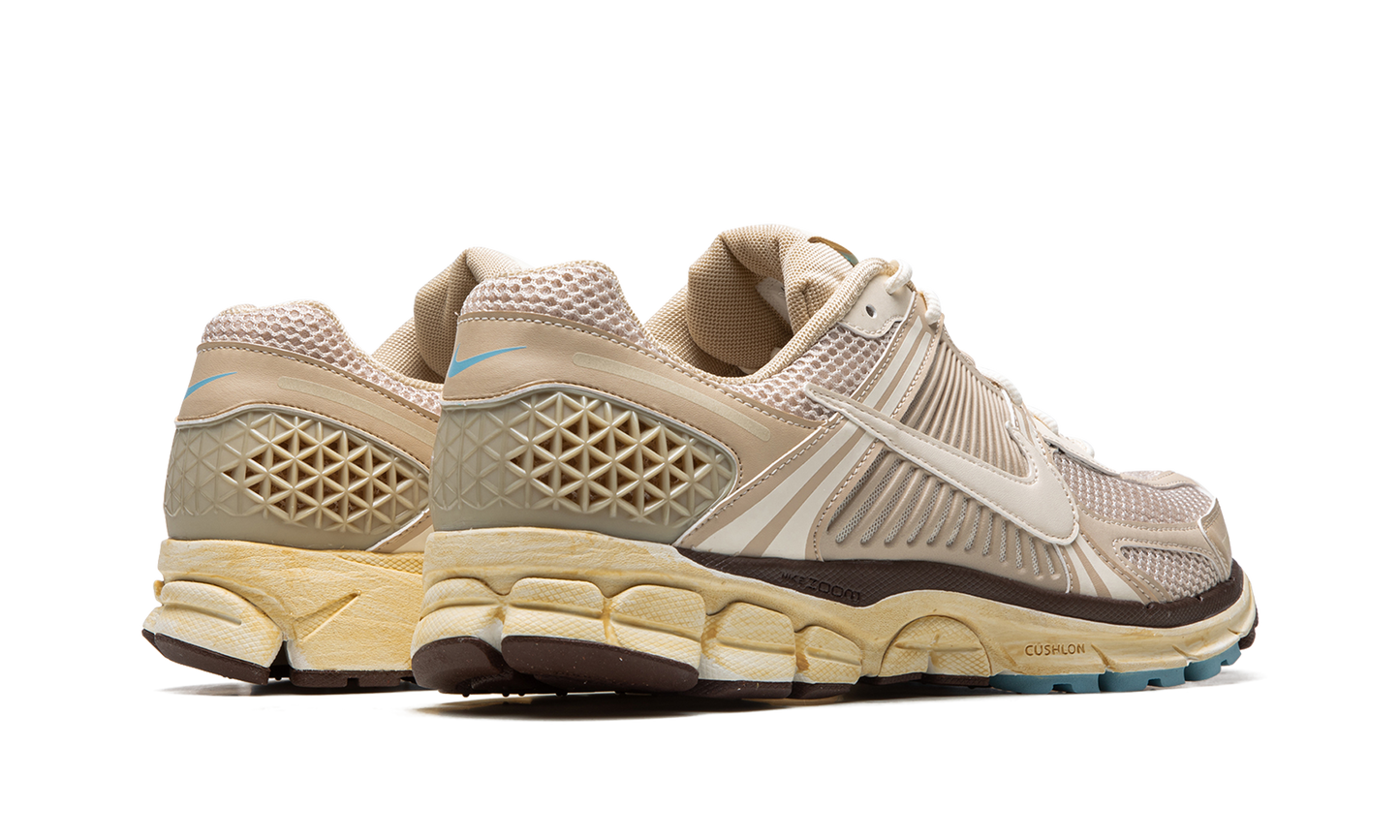 VOMERO 5 MNS WMNS "Oatmeal" FB8825 111