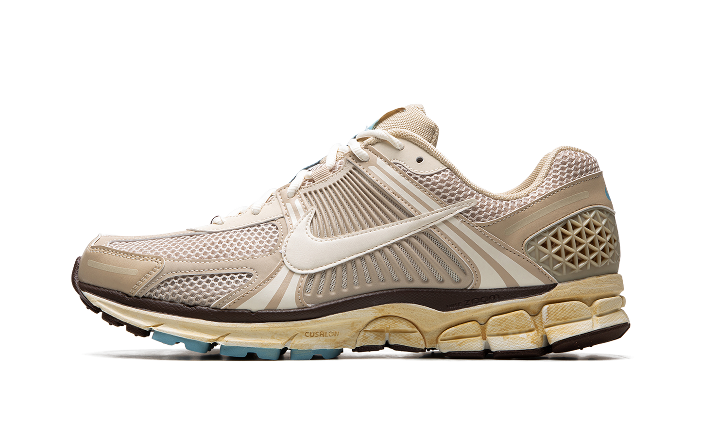 VOMERO 5 MNS WMNS "Oatmeal" FB8825 111