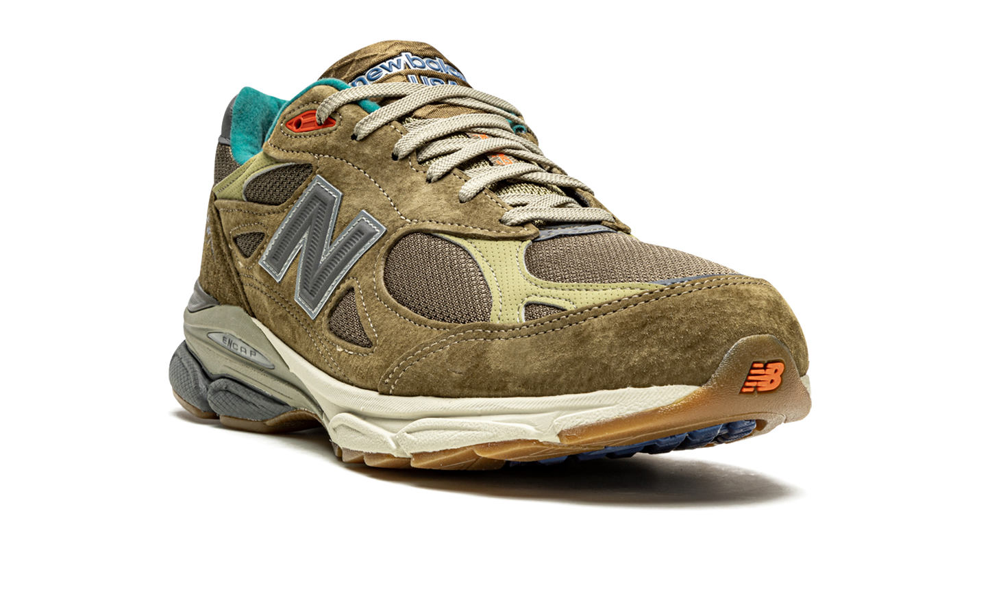 990 V3 "Bodega - Anniversary" M990BD3