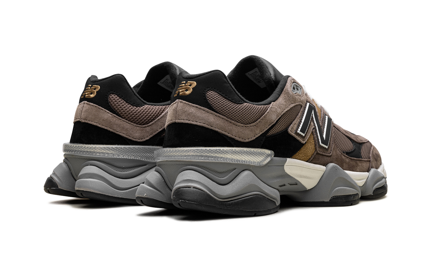9060 "Dark Mushroom" U9060FMB
