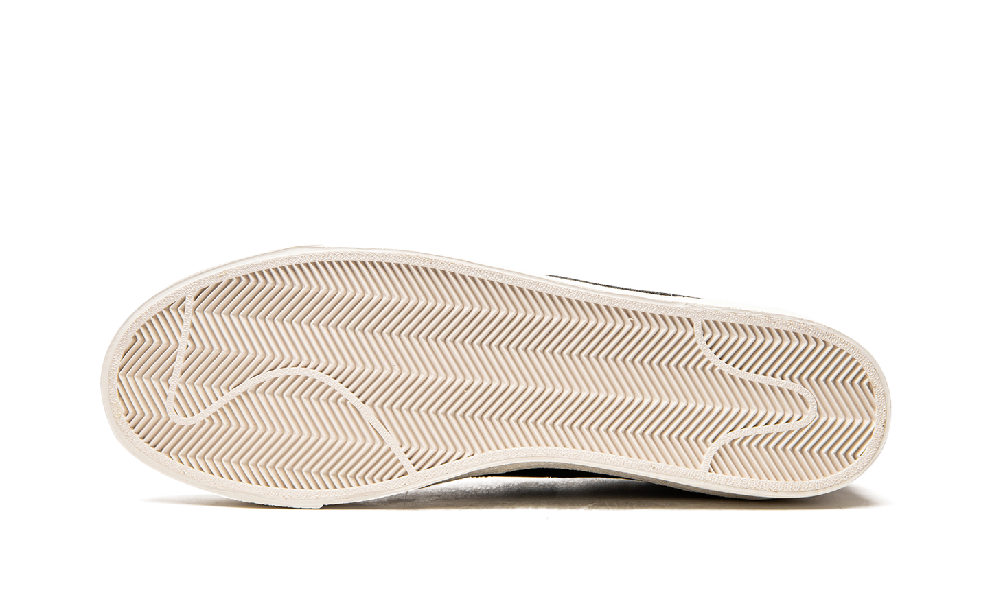 Blazer Low 77 Jumbo "White Black Sail" DN2158 101