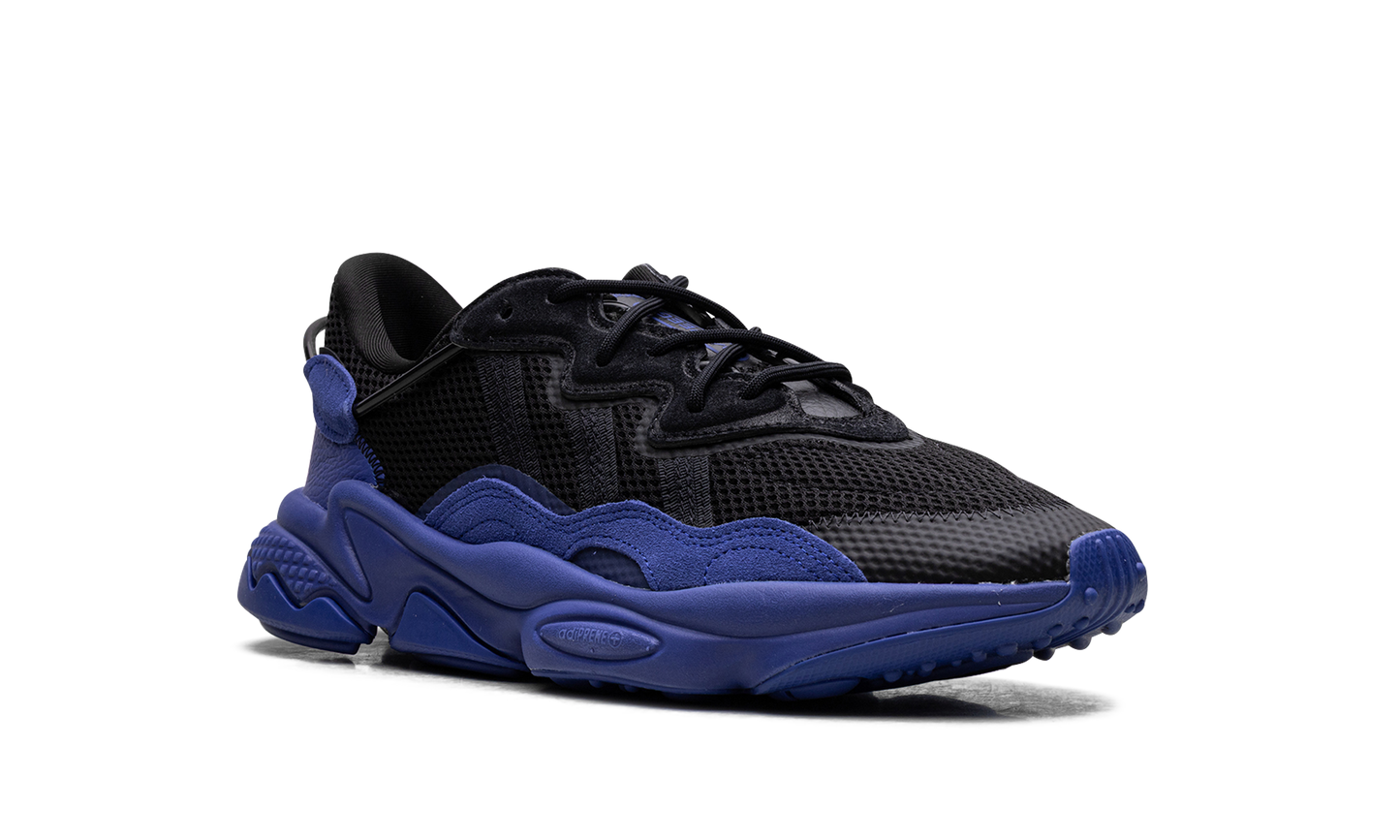 Ozweego "Core Black Semi Lucid Blue" H06145