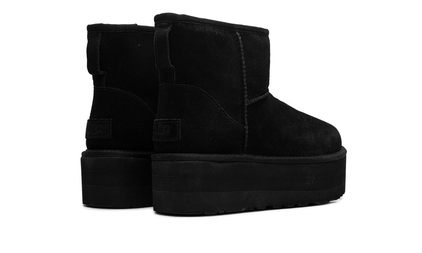 Classic Mini Platform Boot WMNS "Black" 1134991 BLK