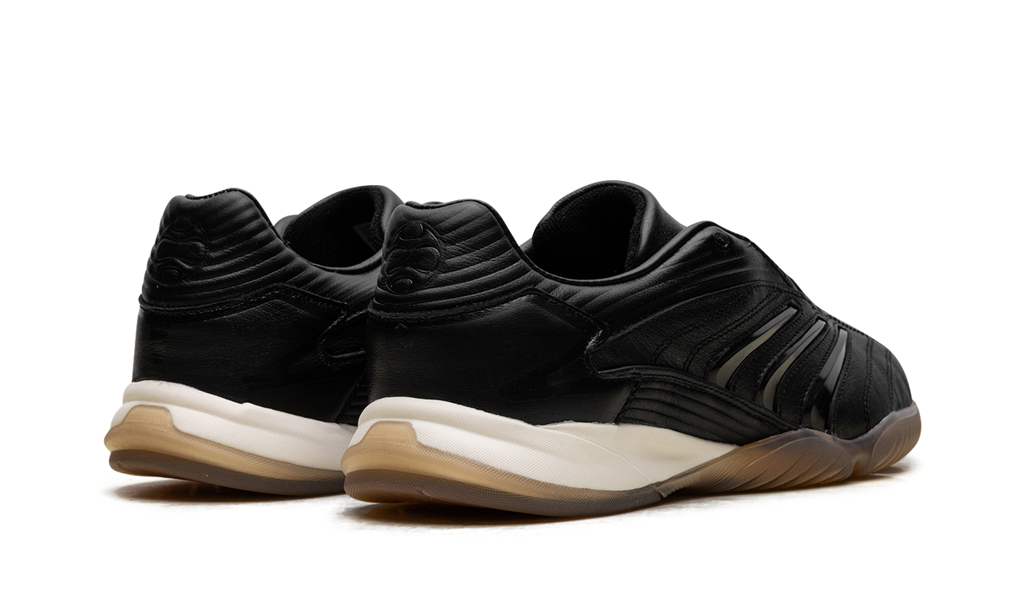 Predator Sala Kith "Kith Black Gum" KI0570