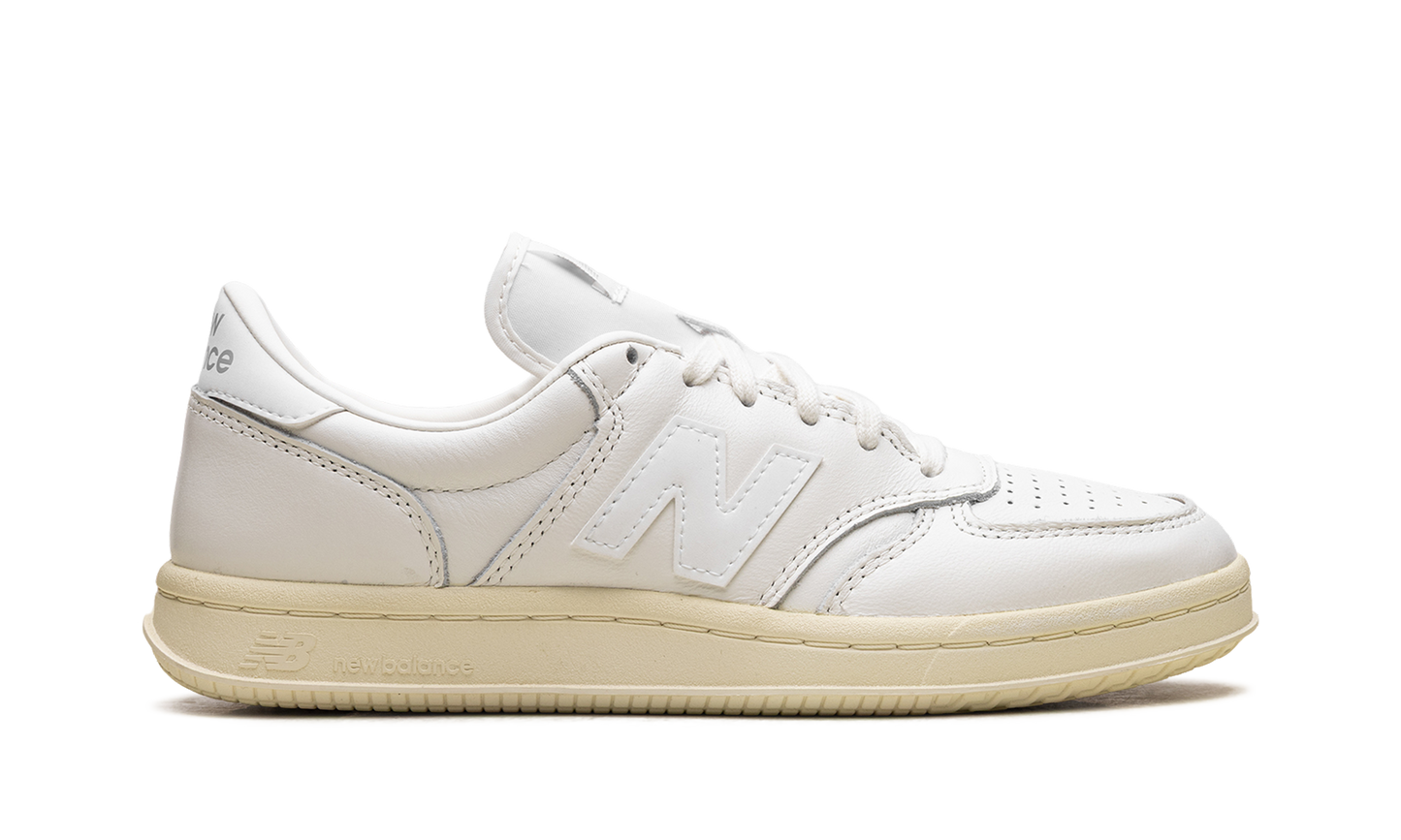 T500 "White Off White" CT500WL