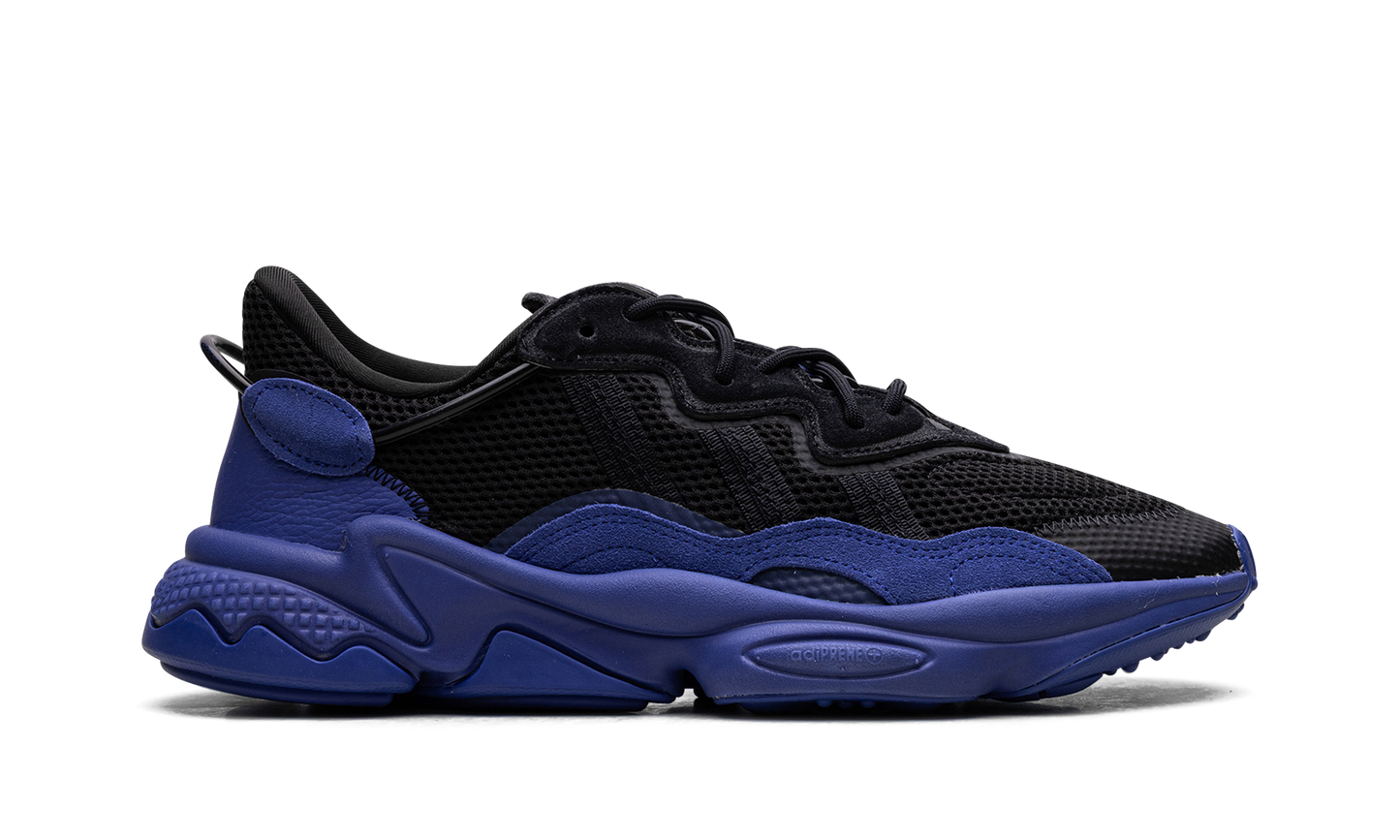 Ozweego "Core Black Semi Lucid Blue" H06145